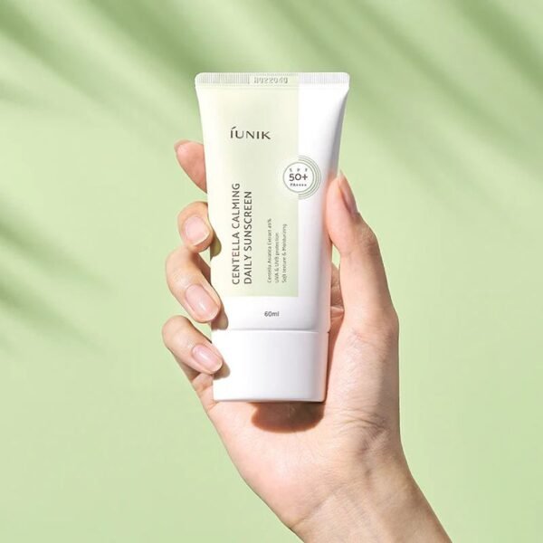 iUNIK Centella Calming Daily Sunscreen apsauga nuo saules SPF 50+, 60 ml - Image 2