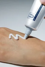 CUSKIN dvigubos funkcijos rankų kremas su Vitaminu U, 30ml - Image 2